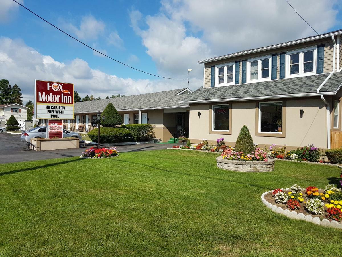 Fox Motor Inn ナパニー エクステリア 写真