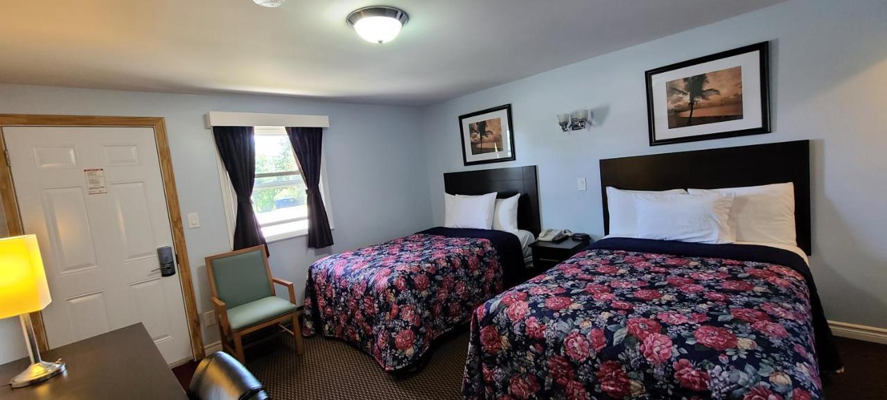 Fox Motor Inn ナパニー エクステリア 写真