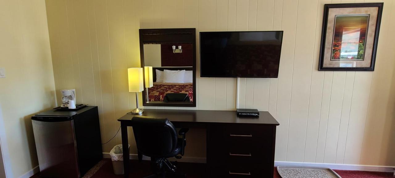 Fox Motor Inn ナパニー エクステリア 写真